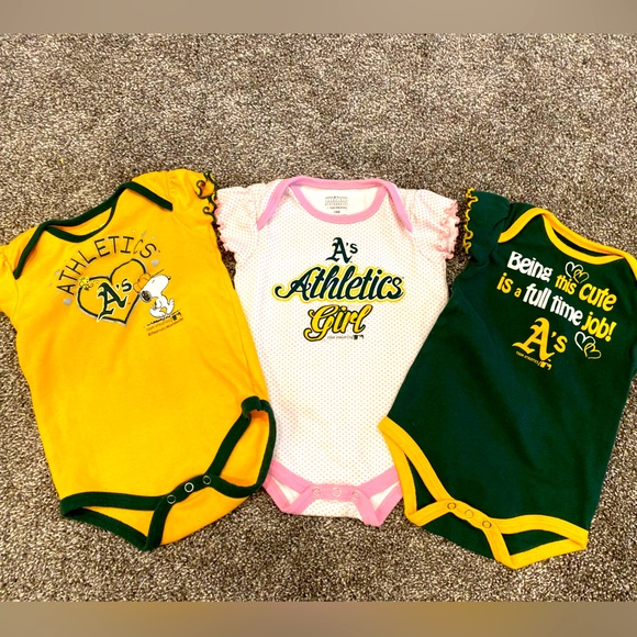 Oakland Athletics A’s Genuine Merchandise 18mo Girls Onesies Bundle Lot BOGO - Picture 2 of 11